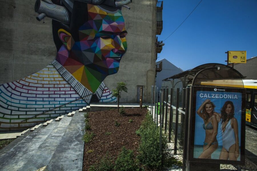 Lisbon: Street Art Tuk Tuk Tour - Convents, palaces, and the older side of the route