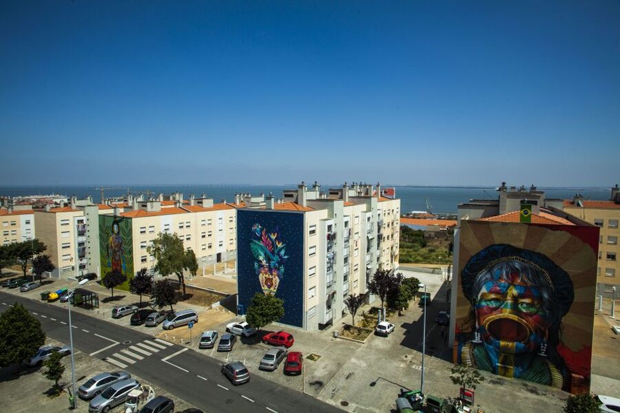 Lisbon: Street Art Tuk Tuk Tour - Art deco warehouses and factory workers’ villas