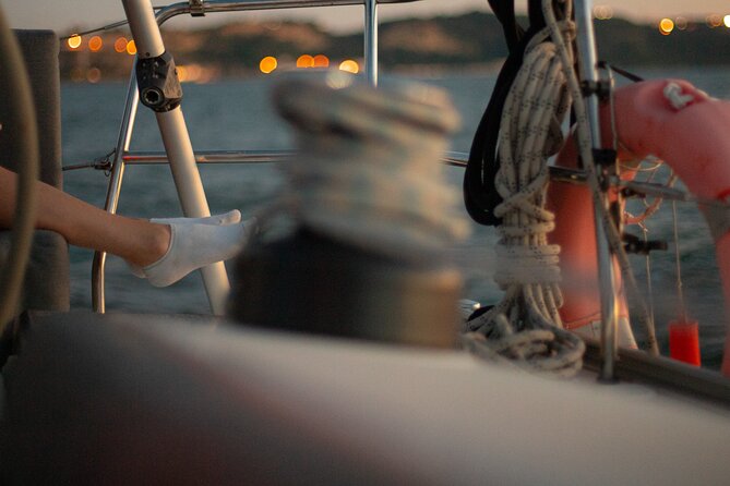 Lisbon Sunset Boat Cruise Tour With Drinks Included - Key points to know before sailing