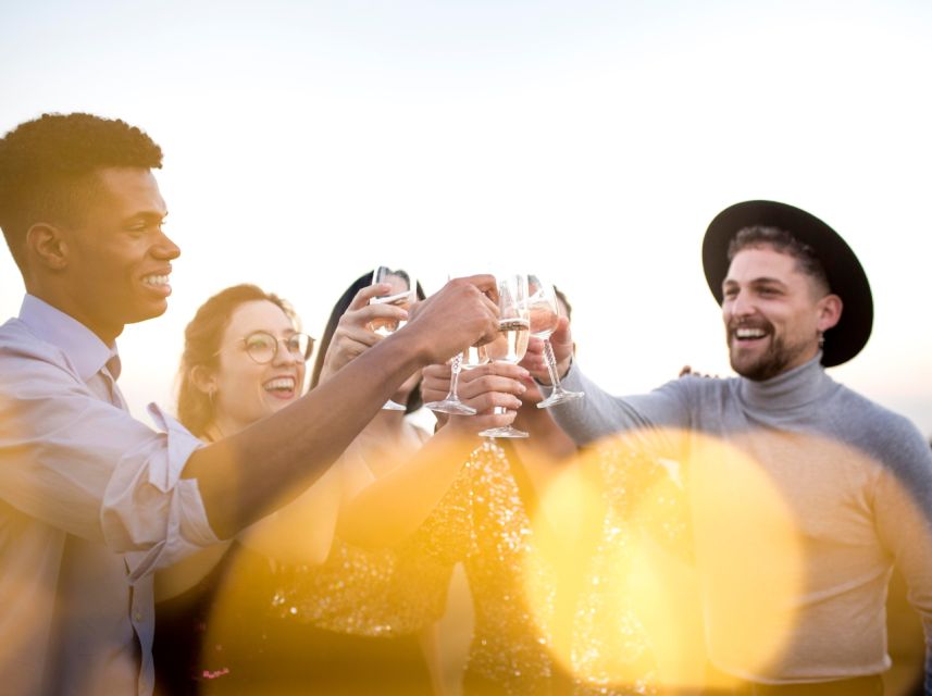 Lisbon: Sunset Boat Party Cruise with DJ and Open Bar - What kind of Lisbon night is this?