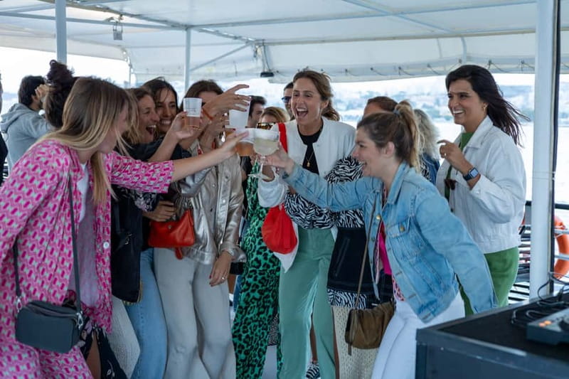 Lisbon: Sunset Boat Tour with Music and Drinks - Five reasons this Tagus cruise earns attention