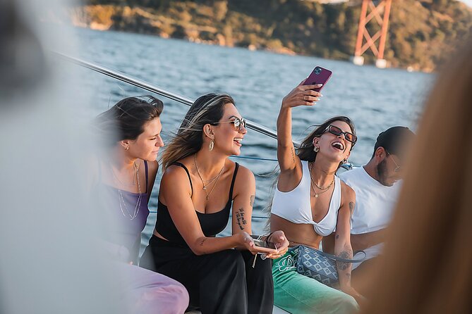 Lisbon: Sunset Catamaran Boat Tour with Music and Drinks - Who will enjoy this catamaran most?