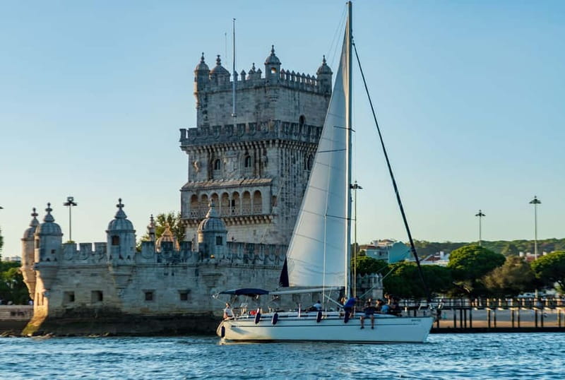 Lisbon: Sunset Sailing Boat Tour with Drinks - From Doca do Espanhol to the open Tagus