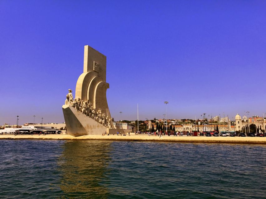 Lisbon Sunset Sailing – Small Group (max 10) Wine & History - Why Lisbon makes sense from the Tagus