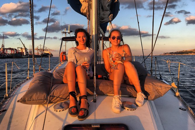 Lisbon Sunset Sailing Tour with White or Rosé Wine and Snacks - Belém Tower, Lisbon’s most recognizable riverside sight