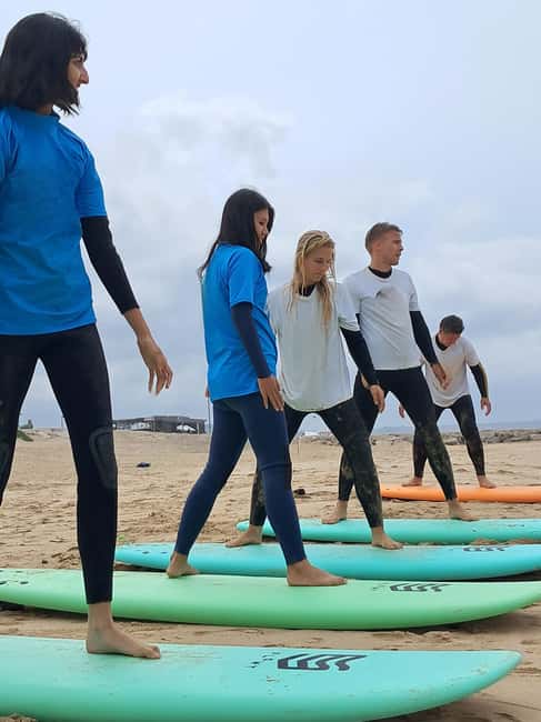 Lisbon Surf Guide - Surf class & Pick Up - Your first attempts in the Atlantic