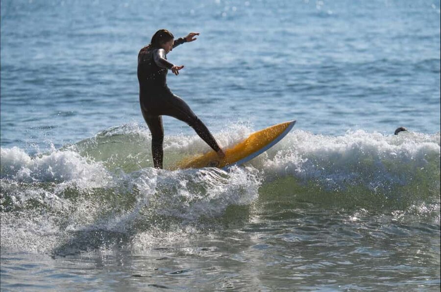 Lisbon Surf Guide - Surf class & Pick Up - Who should book this activity