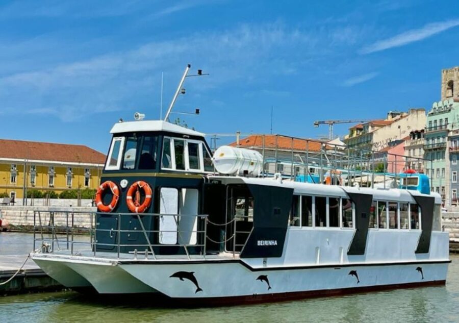 Lisbon: Tagus River Cruise to the Ocean & Dolphin Watching - Bugio Fort at the River Mouth