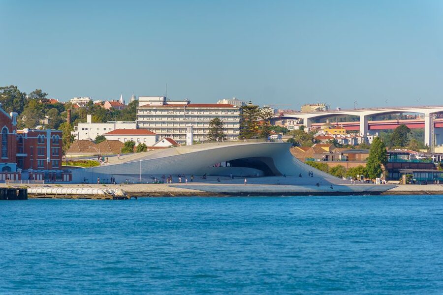 Lisbon: Tagus River Cruise With Brunch - Belém Tower and the western reach of the cruise
