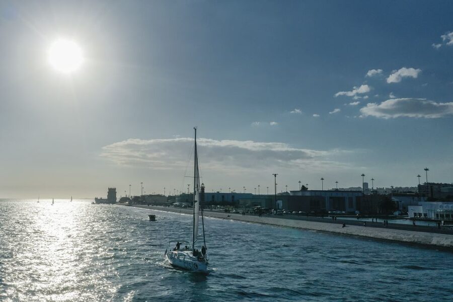 Lisbon: Tagus River Sailboat Tour - Starting at Doca do Espanhol in Alcântara