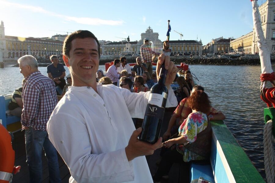 Lisbon: Tagus River Sunset Cruise in a Traditional Vessel - Meeting at Commerce Square