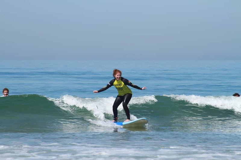 Lisbon: The Surf Instructor - surf lessons with transfer - From Lisbon city center to Costa da Caparica