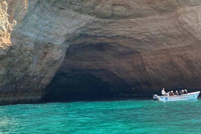 Lisbon to Algarve Private Tour: Benagil Caves Cruise & Top Sights - Praia do Camilo and the price of the view