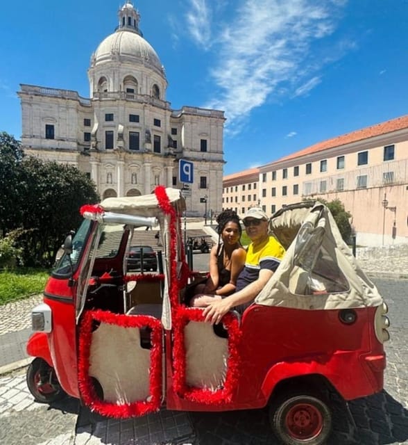 Lisbon Tour With Tuktuk - The guides shape the experience