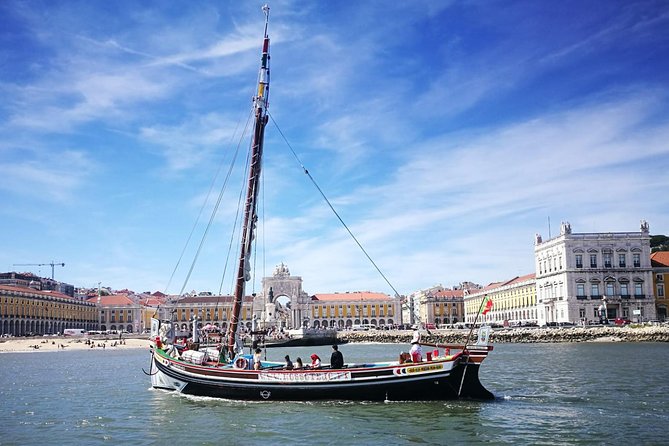 Lisbon Traditional Boats - Express Cruise - 45min - Why the Tagus is worth 45 minutes