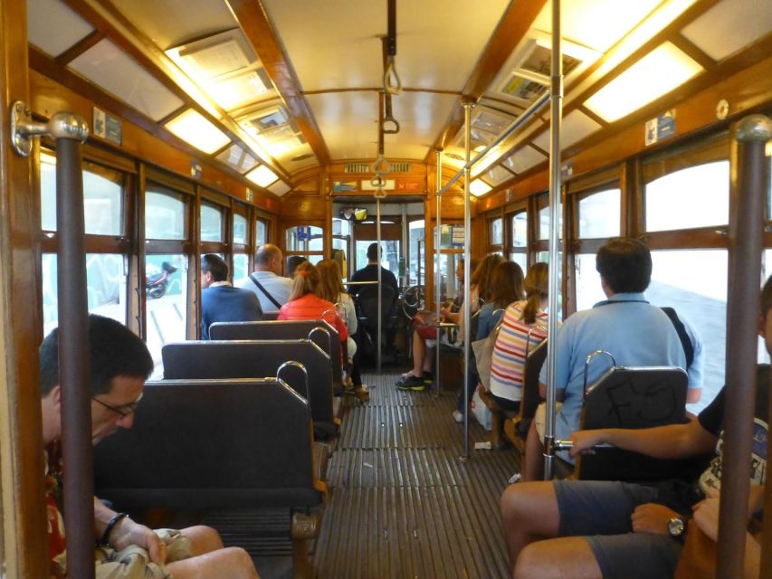 Lisbon: Tram 28 Entry Ticket & Audio Guide with 24-Hour Pass - What the 24-hour transport pass actually adds