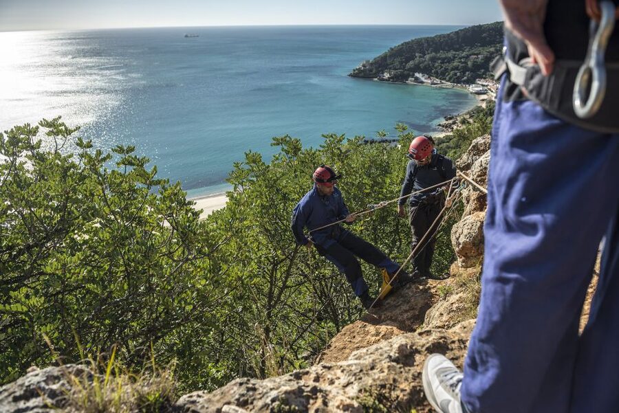 Lisbon: Via Ferrata Setubal's Arrábida Natural Park - The van ride into Fenda da Arrábida