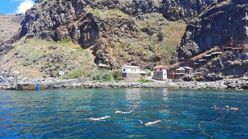 Madeeira: Sunset dinner cruise - Getting to the Boat From Funchal Hotels