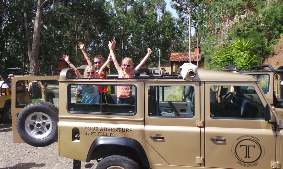 Madeira: Cabo Girao, Jeep Tour Adventure and Wine Tasting - Climbing to Boca dos Namorados and Nuns Valley