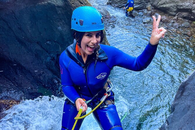 Madeira Canyoning Intermediate - Rappelling down waterfalls up to 35 feet