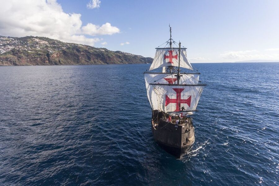 Madeira: Flag Ship Tour aboard Santa Maria de Colombo - Meeting the Santa Maria in Funchal Marina