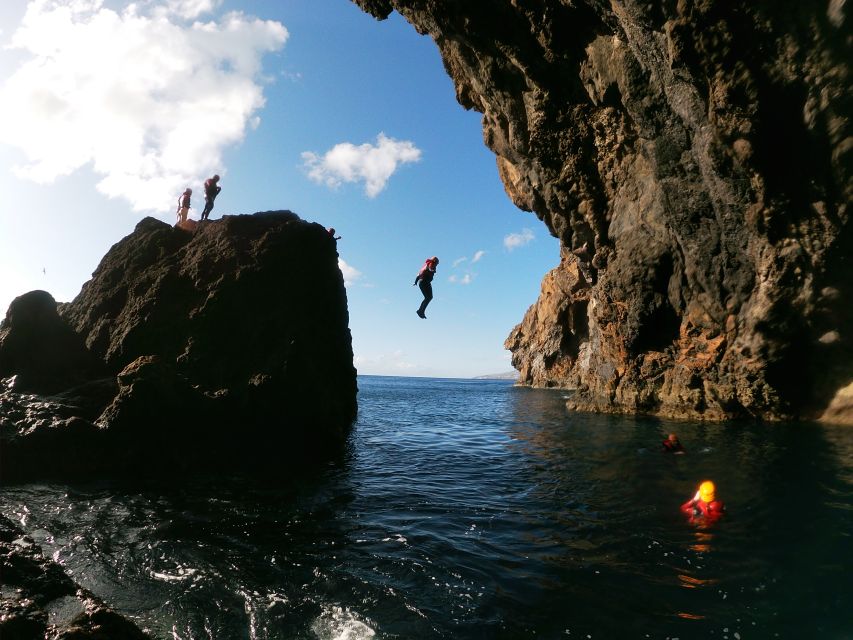 Madeira: Half-Day Coasteering Tour - What to bring and how to prepare