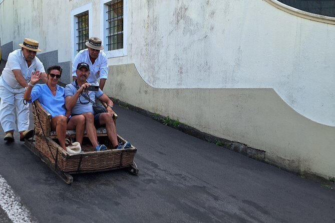 Madeira Highlights: Toboggan, Garden & Cable Car (All-Inclusive) - What this Funchal half-day tour is really selling