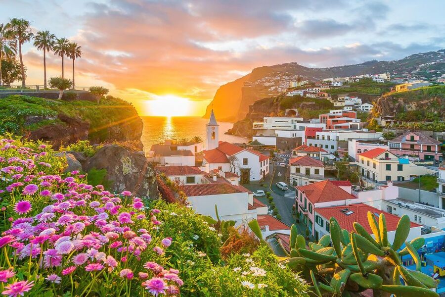 Madeira: Nuns Valley Half-Day Tour - The Road Between the Mountains and the Sea