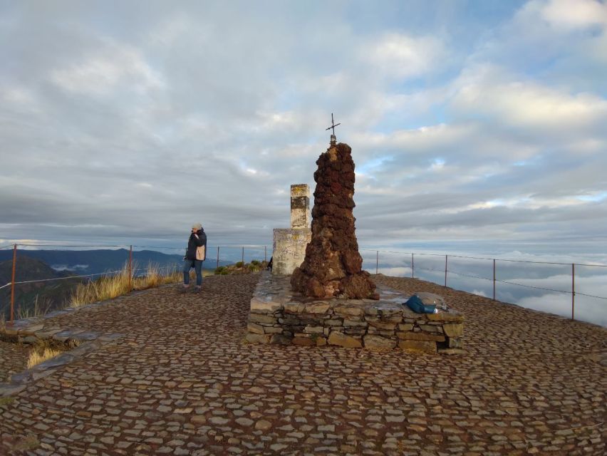 Madeira: Pico Ruivo Guided Sunrise Hike with Hotel Pickup - The early pickup and one-hour ride