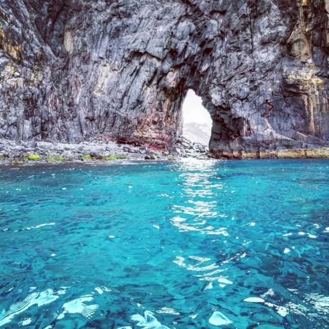 Madeira: Ponta de São Lourenço Snorkeling Boat Trip - Snorkeling among fish and volcanic rock