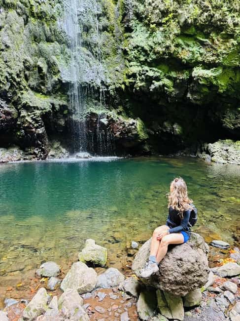Madeira: PR 9 - Levada do Caldeirão Verde Hike Transfer - What to pack for a wet Madeira hike