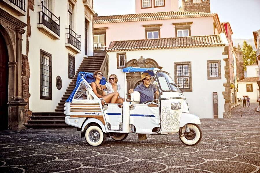 Madeira: Private Funchal City Tour in a Tukxi - Barreirinha Bar Café and the final views