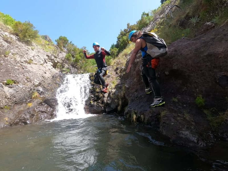 Madeira : Ribeira das Cales Canyoning (Level 1) - Who should book this experience?