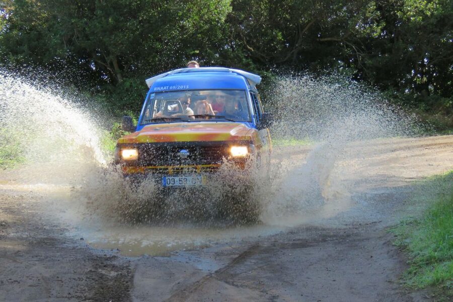 Madeira : Santana & Peaks full day tour by Open 4x4 - Vehicle comfort and group size
