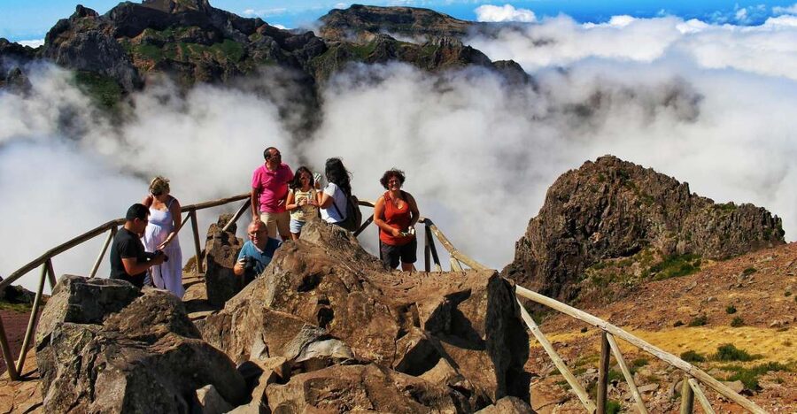 Madeira : Santana & Peaks full day tour by Open 4x4 - Why this 4x4 tour works well for a first Madeira day