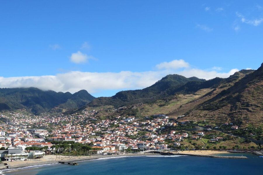 Madeira : Santana & Peaks full day tour by Open 4x4 - Machico and the divide between Madeira’s north and south