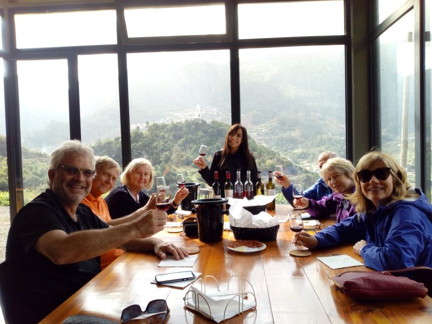 Madeira: Signature Wine Tasting, Skywalk & Nature Expedition - A local lesson at the Mel da Laurissilva Honey Museum