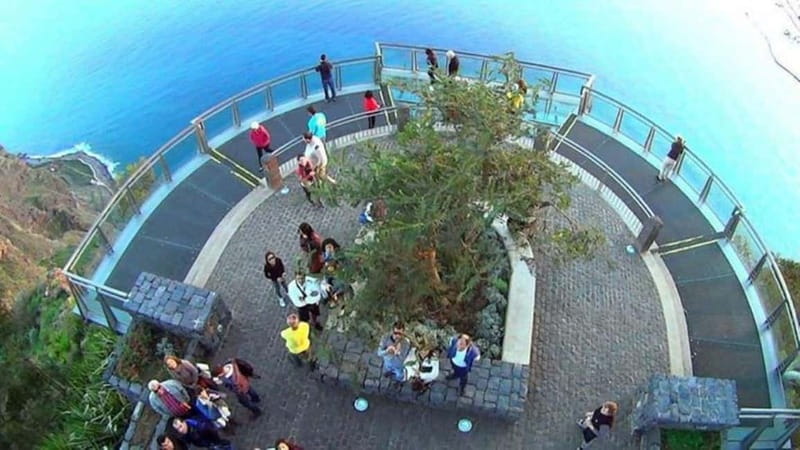 Madeira: Skywalk, Porto Moniz, Seixal, and Fanal 4WD Tour - Seixal pairs black sand with volcanic rock