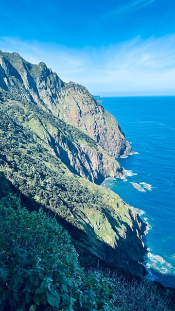 Madeira Stairway to Heaven to Larano Hike Mountain to Sea - The coffee stop and the change of pace