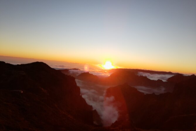 Madeira Sunset in Pico do Arieiro and Optional Stairway to Heaven - Pico do Arieiro: use the first minutes wisely