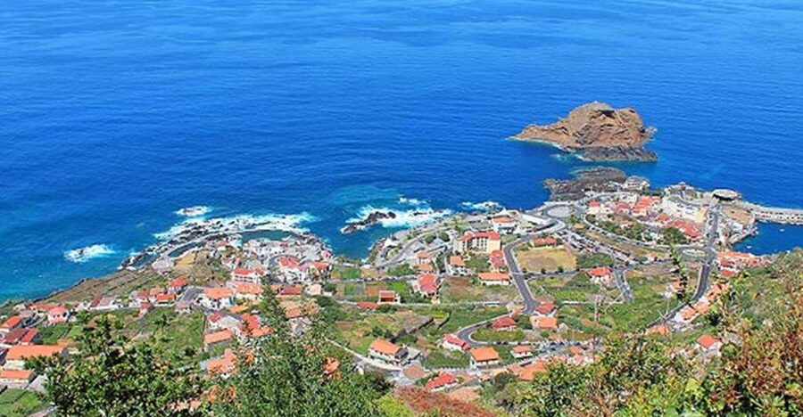 Madeira: West Tour with Porto Moniz and Volcanic Pools - Cabo Girão’s glass floor and high sea views