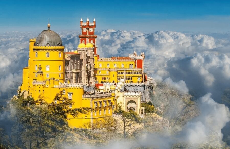 Magical Day Trip: Pena Palace, Sintra, CaboDa Roca & Cascais - Quinta da Regaleira and the Initiation Well