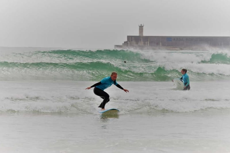 Matosinhos: Surfing Lesson with Equipment - Key points before you book