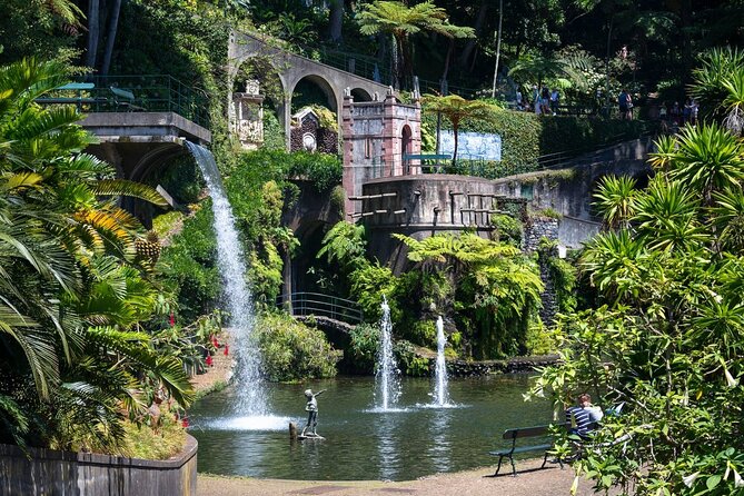 Monte Palace Tropical Garden tour with Cable Car - What the guide adds to the garden visit