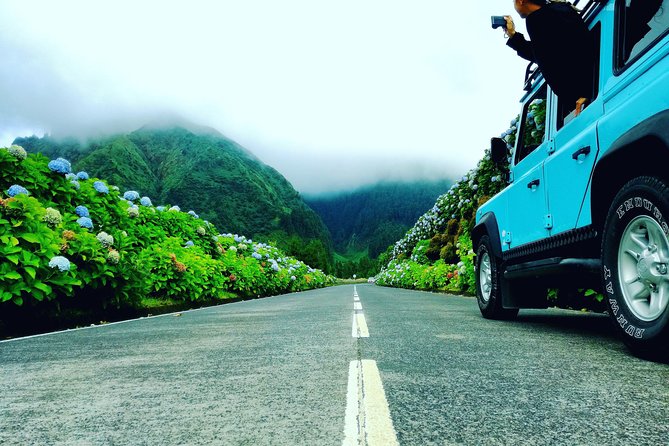 Off the Beaten Track Half Day Sete Cidades Jeep Tour - The guides are a major part of the value