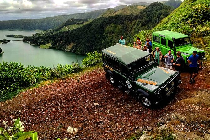Off the Beaten Track Half Day Sete Cidades Jeep Tour - Timing, pickup, and cruise-day planning