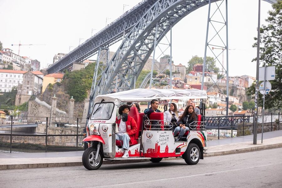 Oporto Tuk-Tuk Tour: Fast, Fun & Flexible – 1H to Full Day! - The longer route to Foz and the Atlantic