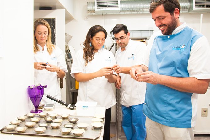 Pastel de Nata Masterclass at a Real Bakery in Downtown Lisbon - Arriving at Rua de Santa Justa 87