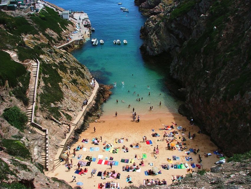 Peniche: Berlengas Roundtrip and Glass-Bottom Boat Cave Tour - Two hours on the island