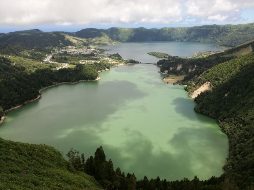 Ponta Delgada: Full-Day Sete Cidades 4X4 Tour with Lunch - What to Bring and How to Prepare